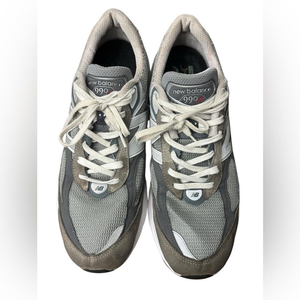 New Balance 990v6